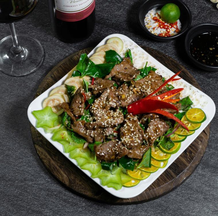Gỏi Bò Tái 